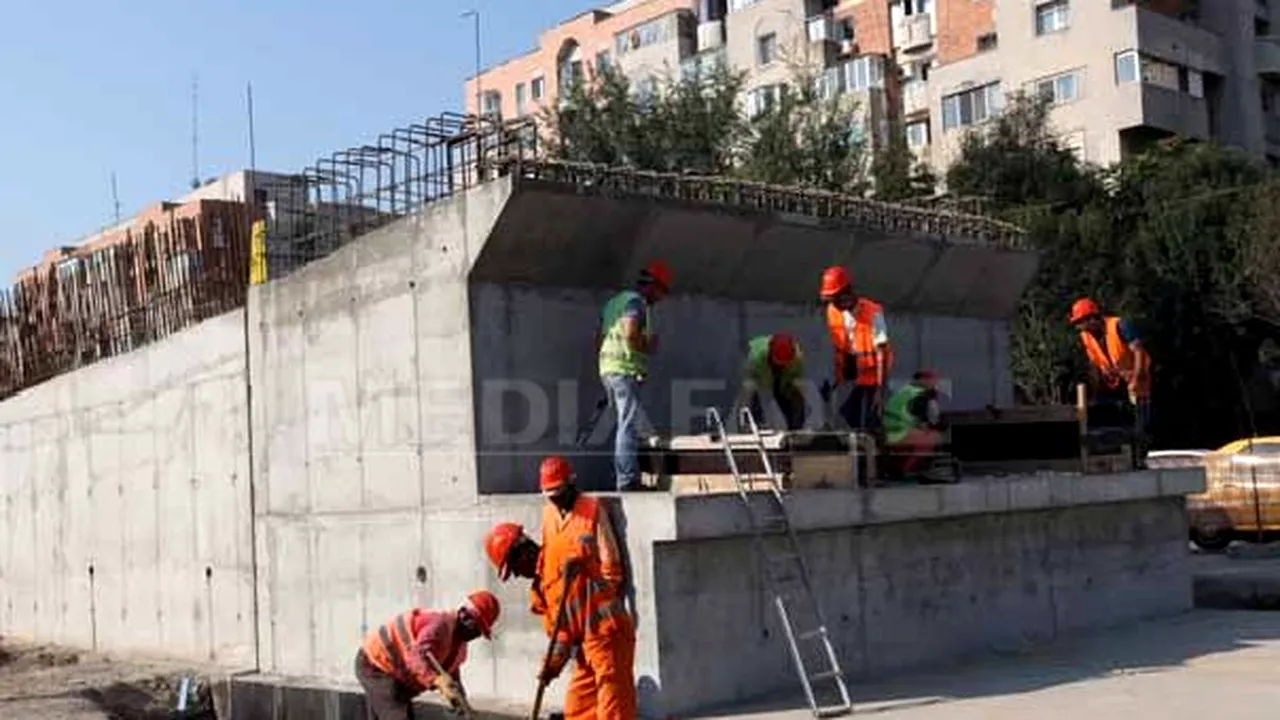 Oprescu: Terminăm podul de la Mihai Bravu, stau călare pe constructor 