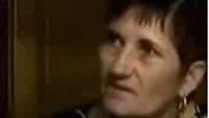 Un sacou care ar fi al Elodiei Ghinescu, găsit într-o râpă din zona Râşnov