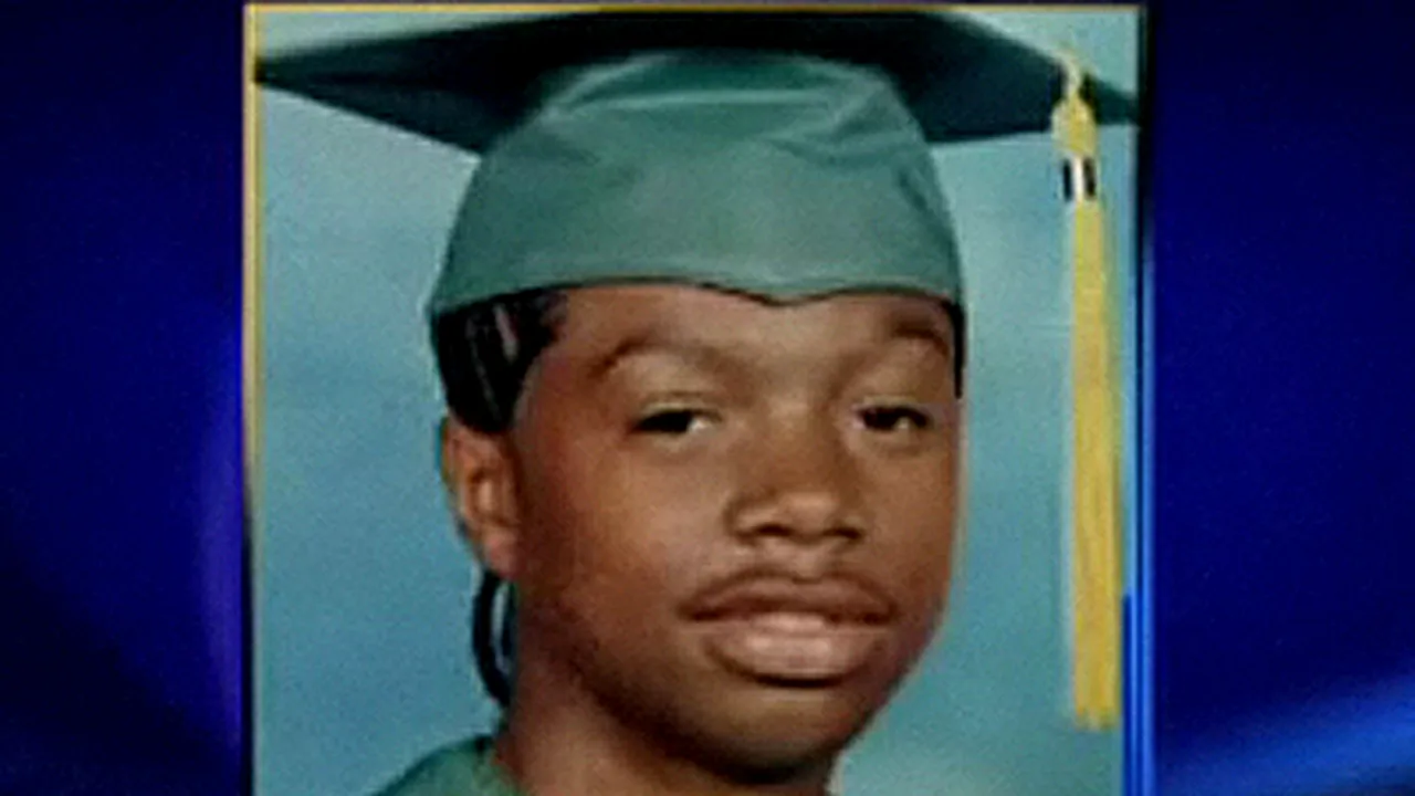Trei adolescenţi din Chicago, arestaţi după ce au omorât în bătaie un elev - VIDEO