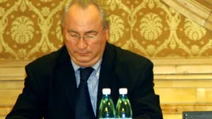 Haşotti: Mărirea bugetului Preşedinţiei este diversionistă