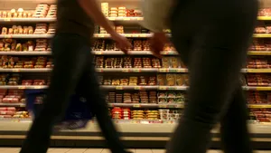 În Spania, Inteligența Artificială a avut un impact uriaș de Crăciun. Un lanț de hipermarketuri a crescut traficul online al magazinelor de opt ori