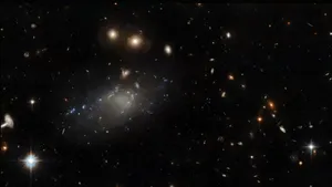 Telescopul spaţial Hubble a fotografiat o galaxie stranie 