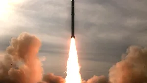 China a testat o rachetă balistică intercontinentală în Pacific pentru prima dată din 1980