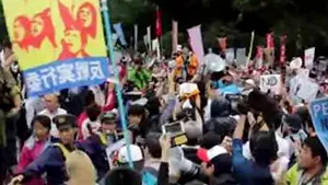 Noi proteste în Tokyo împotriva legii care permite intervenţia armatei în conflictele internaţionale - VIDEO