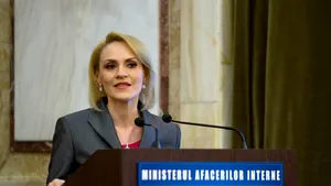 Gabriela Firea, primarul general al Capitalei: Văruirea clădirilor monument istoric de pe Calea Victoriei este ILEGALĂ