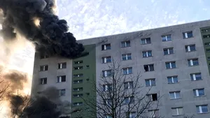 Incendiu produs într-o clădire din Berlin: Zeci de persoane au fost rănite, trei fiind în stare gravă  | FOTO