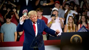 O fotografie cu Donald Trump costă cât o locuință: prețul cerut donatorilor la convenția republicană din Texas