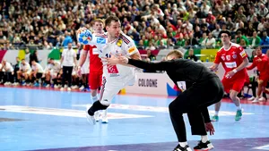 Franţa întrerupe seria de victorii a Austriei şi obţine calificarea în semifinale la EHF Euro 2024