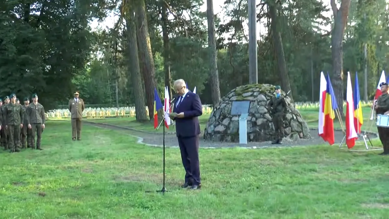 Ceremonie militară şi religioasă pentru eroii români căzuţi în Primul Război Mondial în Polonia. La comemorare a participat şi Ministrul apărării naţionale, Vasile Dîncu