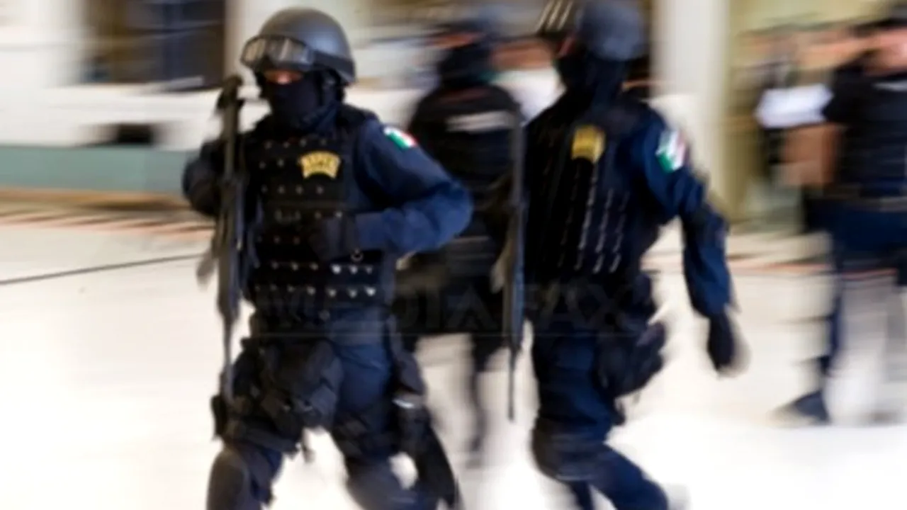 Atac armat în apropierea Palatului prezidenţial din Ciudad de Mexico: Cel puţin patru morţi. Atacatorul, împuşcat mortal