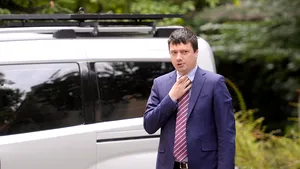 BIO: Cine este Ionuţ Vulpescu, ministrul Culturii, omul care îi „scria” discursurile lui Iliescu a ajuns şef la cultură