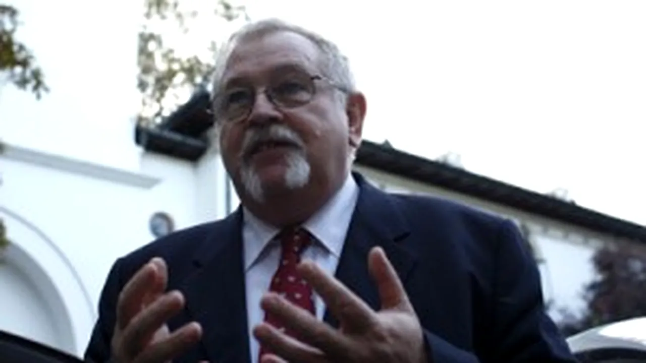 Education, Labor Mins Decline To Comment On Teachers’ Wage Hike Law Promulgation