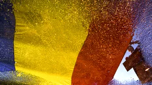 Ziua Drapelului Naţional va fi marcată miercuri în Piaţa Tricolorului din Capitală