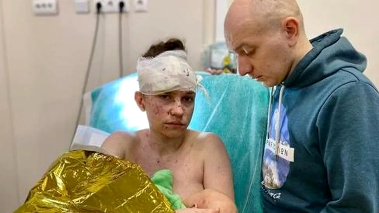 O mamă şi-a salvat fiica protejând-o de schije cu trupul ei, în timpul unui bombardament în Kiev