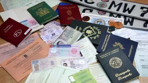 Un gălăţean a mers să ceară cazier judiciar. Poliţiştii au descoperit că e urmărit internaţional