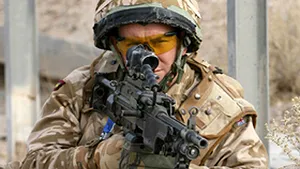 Conflictele din Irak şi Afganistan costă bugetul britanic circa 15 miliarde de euro