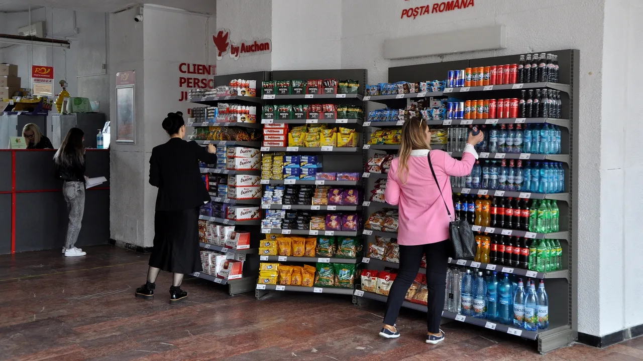Poşta Română şi Auchan au încheiat un parteneriat. În oficiile poştale vor fi vândute dulciuri, băuturi şi snacks-uri