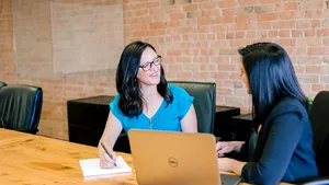 5 idei de afaceri pe care le poţi lansa cu buget redus