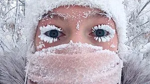Vreme geroasă de 1 Decembrie la Bucureşti şi la Alba Iulia