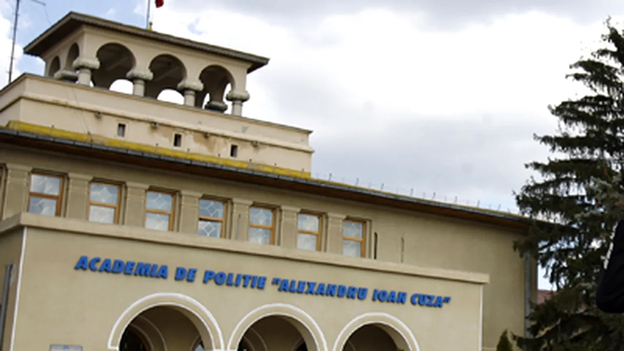 Gheorghe-Teodoru Ştefan, rector al Academiei de Informaţii în perioada în care Oprea a coordonat tezele de doctorat suspectate de plagiat, trecut în rezervă de Iohannis