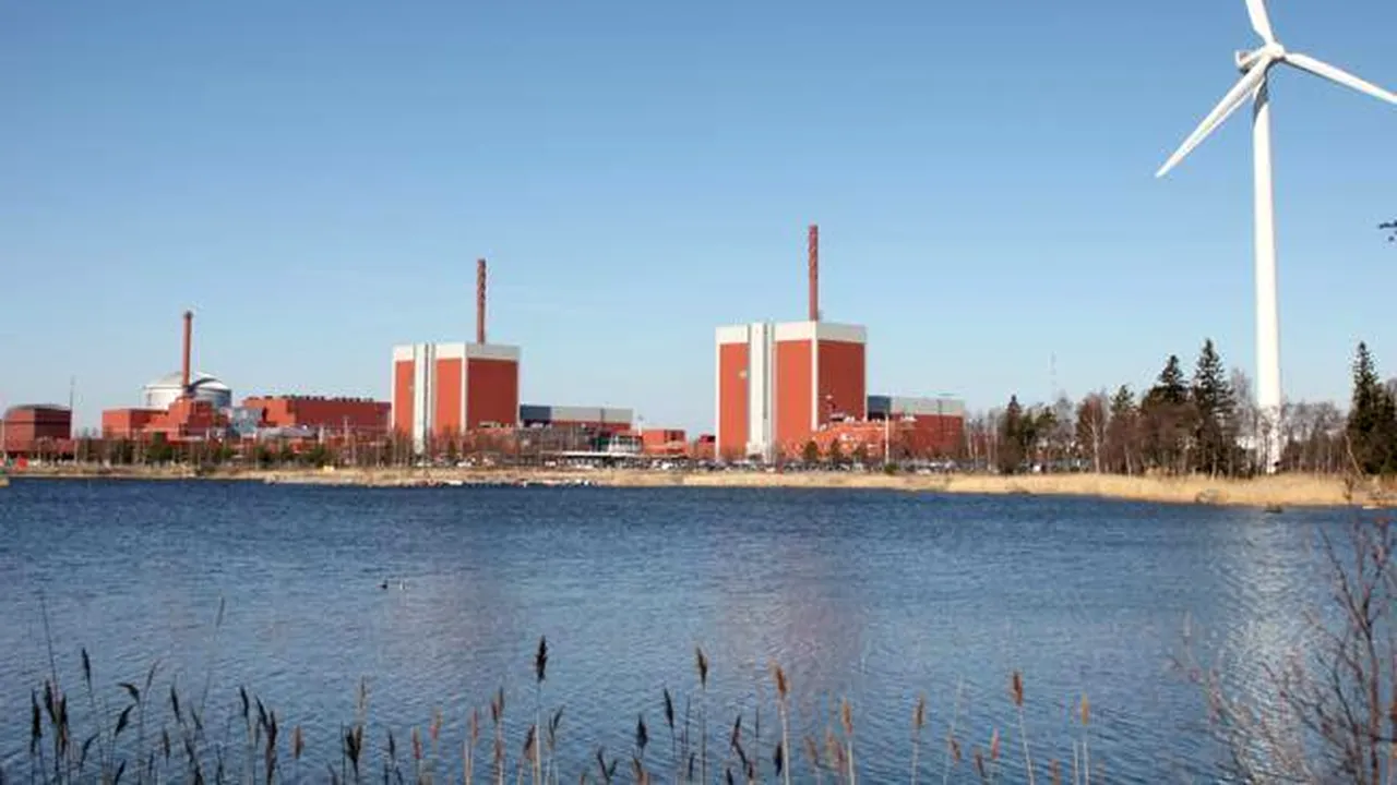 O nouă centrală nucleară a răsărit în Finlanda. Este prima apărută în Europa în ultimii 15 ani