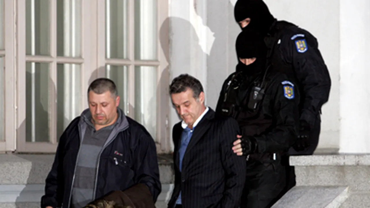 Gigi Becali a fost arestat - GALERIE FOTO