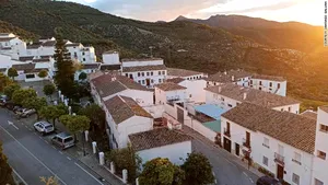 Oraşul din Spania fără niciun caz de coronavirus e o fortăreaţă medievală. Ce măsuri a luat primarul