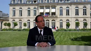 Francois Hollande: Economia Franţei este pe cale să se relanseze. Interviul preşedintelui despre starea naţiunii