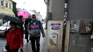 „Fără spectacole pe pământ ocupat”. Afişe antisemite de boicot a finalei Eurovision de la Tel Aviv, lipite în mai multe locuri din Cluj