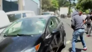 Aplicaţia Uber face noi victime: Proteste violente la Ciudad de Mexico faţă de utilizatorii Uber - VIDEO