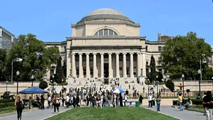 Zeci de studenţi ai Universităţii Columbia au fost arestaţi în urma unei demonstraţii pro Palestina