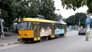 Se demolează singura rețea de tramvai inaugurată după Revoluție. Vagoane deja vândute la fier vechi