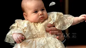 Prinţul George al Marii Britanii, în prima vacanţă oficială. Unde a plecat ducesa de Cambridge cu fiul ei