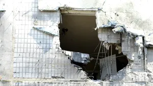 Tiruri intense de armament greu, în centrul oraşului Doneţk. Cel puţin 74 de civili au fost ucişi în trei zile în confruntările din regiune