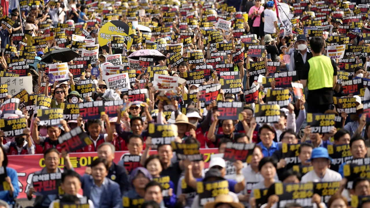 Protestatarii sud-coreeni cer guvernului să ia măsuri în privinţa apei de la Fukushima