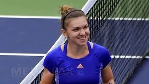 Simona Halep s-a calificat în turul al doilea la Roland Garros. Cine va fi adversara româncei în această fază a competiţiei