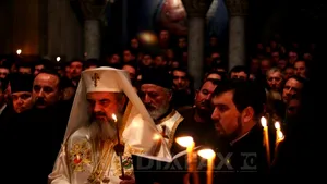 Cluj: Mii de persoane, la slujba de înmormântare a IPS Bartolomeu - VIDEO