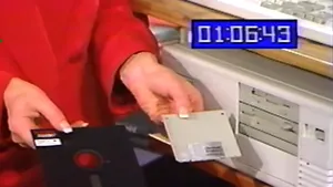 ANII 90: Cum era descris computerul. 