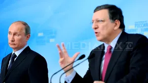 Barroso îl avertizează pe Putin să nu impună noi restricţii comerciale Ucrainei