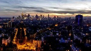 Investitorii ultra-bogaţi profită de criza imobiliară din Germania: Peste 1,5 miliarde de euro investite în proprietăţi de lux