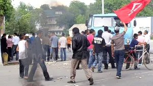 Bilanţul violenţelor din sudul Kîrgîzstanului a ajuns la 37 de morţi