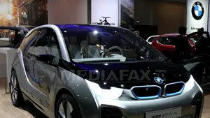 BMW promovează maşini electrice în SUA, oferind clienţilor o maşină de drum lung pentru vacanţe