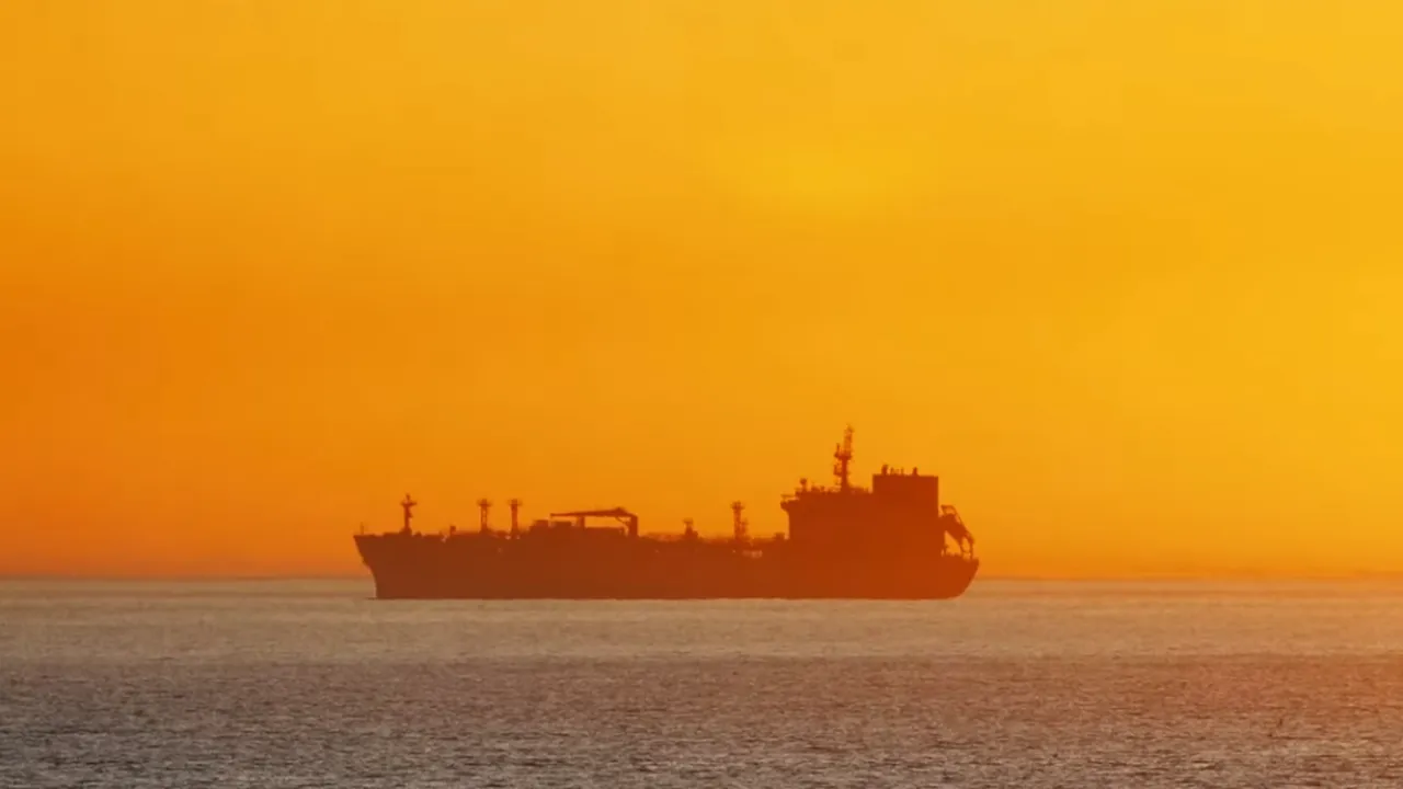 Ucraina a sancționat aproape 700 de nave suspectate că fac parte din „flota fantomă” a Rusiei