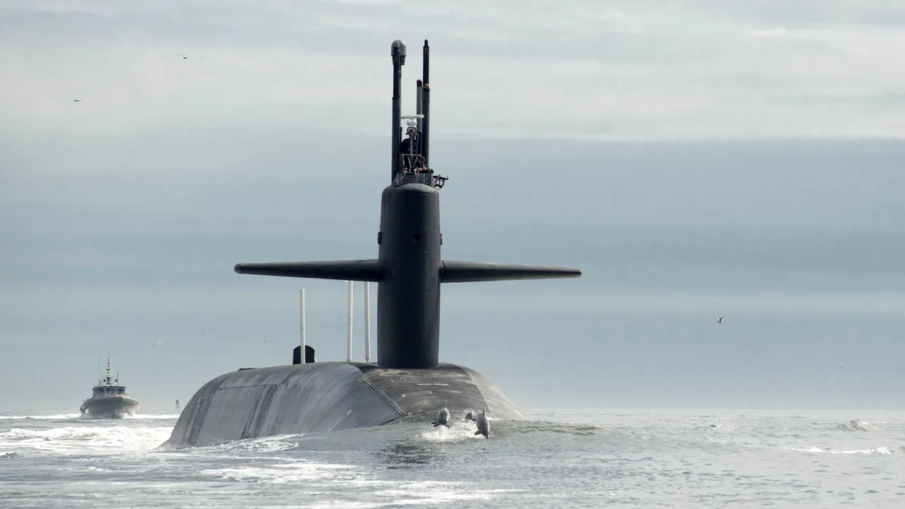 O nouă armă nucleară, controversată, se află acum undeva în adâncurile Oceanului Atlantic