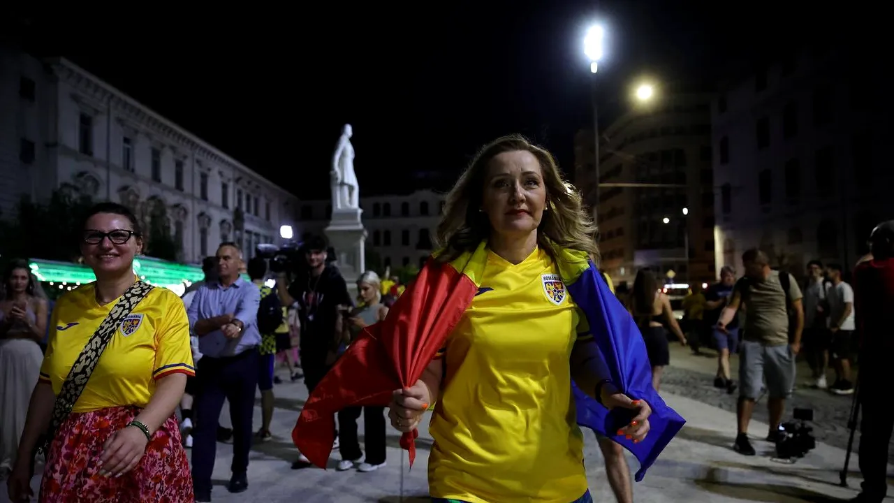 Lasconi a sărbătorit în Piaţa Universităţii calificarea Naţionalei de fotbal în optimile Euro2024