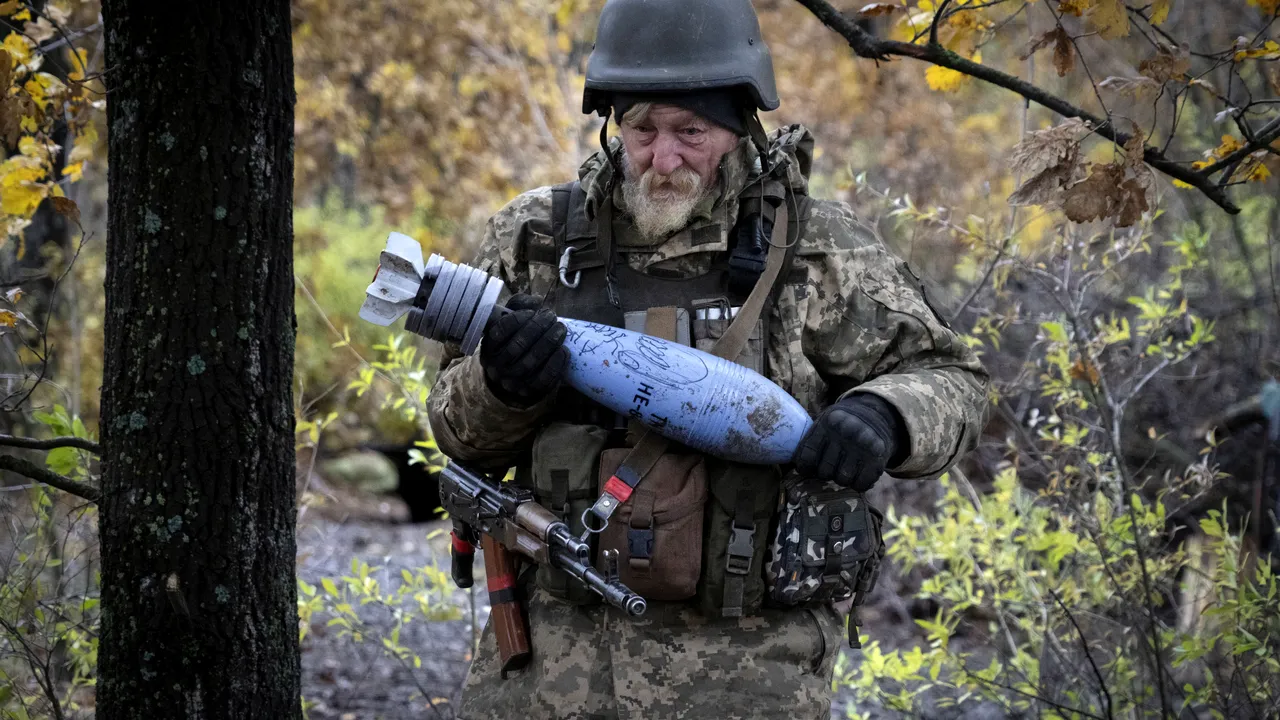 Războiul din Ucraina, ziua 249. Nave gata de luptă în Marea Neagră / Rusia ameninţă şi cu „arma cerealelor” / Putin a dat primele semne că s-ar aşeza la negocieri / Ucraina nu-l crede / Zelenska, intervenţie la mitingul anti-război de la Praga