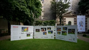 Agenţia MEDIAFAX, expoziţie foto la Casa Fotbalului din Paris - GALERIE FOTO