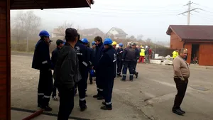 Protest spontan la Salina Ocna Dej: 100 de angajaţi au întrerupt activitatea