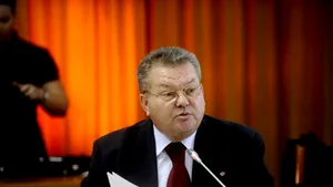 Lakatos, despre plângerea penală a Monicăi Ridzi: Umoristic, e moda toamnei 2009
