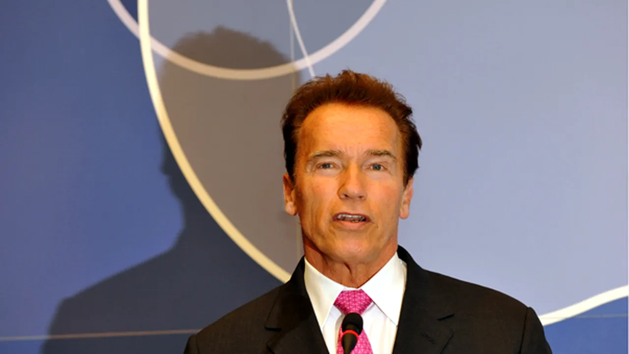 Arnold Schwarzenegger, dator la serviciile fiscale americane
